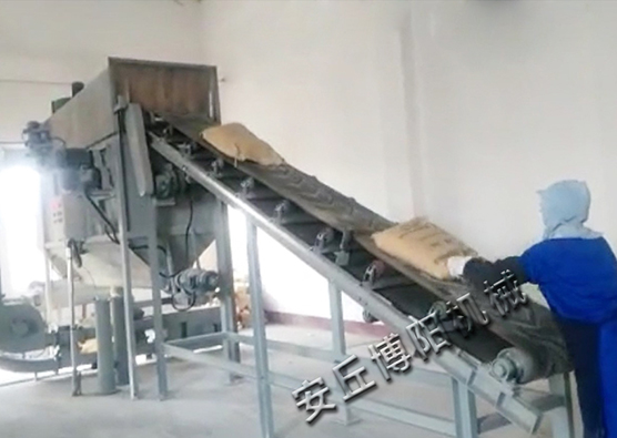 簡(jiǎn)述PP粉自動(dòng)破袋機的工作流程