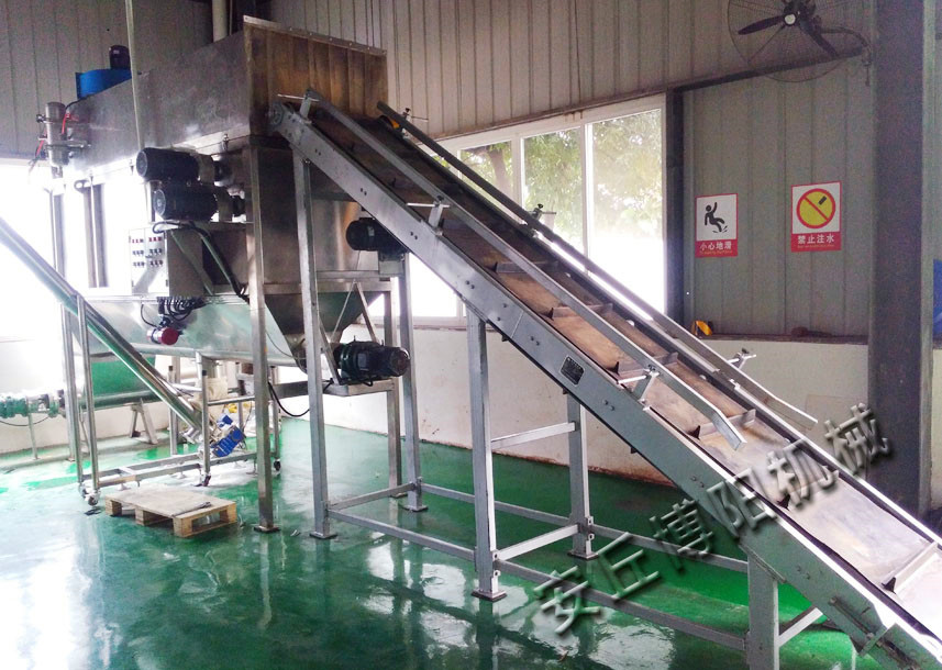 麩皮自動(dòng)拆袋機的工作流程及性能優(yōu)勢介紹