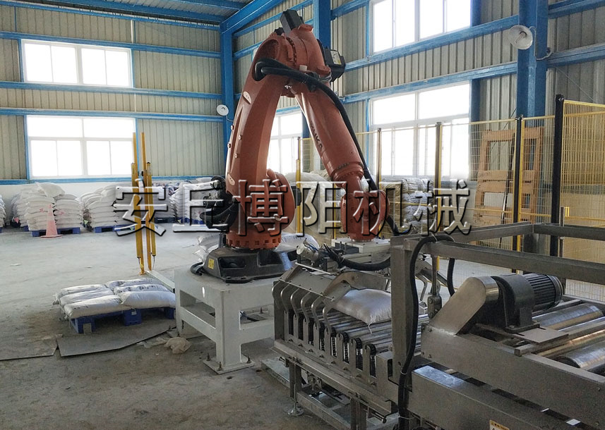 片堿機械手自動(dòng)碼垛機實(shí)現了碼垛的全自動(dòng)化作業(yè)
