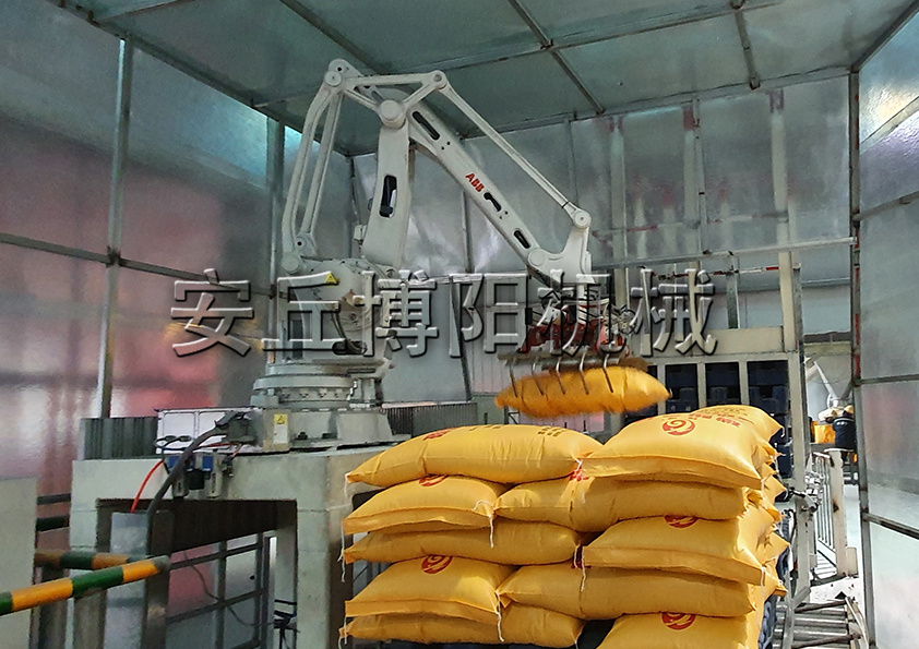 磷酸二銨自動(dòng)碼垛機器人替代工人完成高強度體力工作
