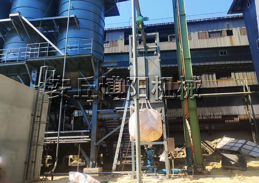 安丘博陽(yáng)機械生產(chǎn)的礦渣粉噸包拆包機具體優(yōu)勢有哪些？