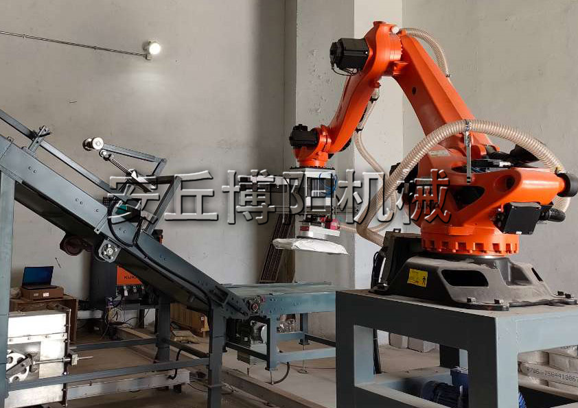 安丘博陽(yáng)機械尿素自動(dòng)拆包機有哪些優(yōu)勢?